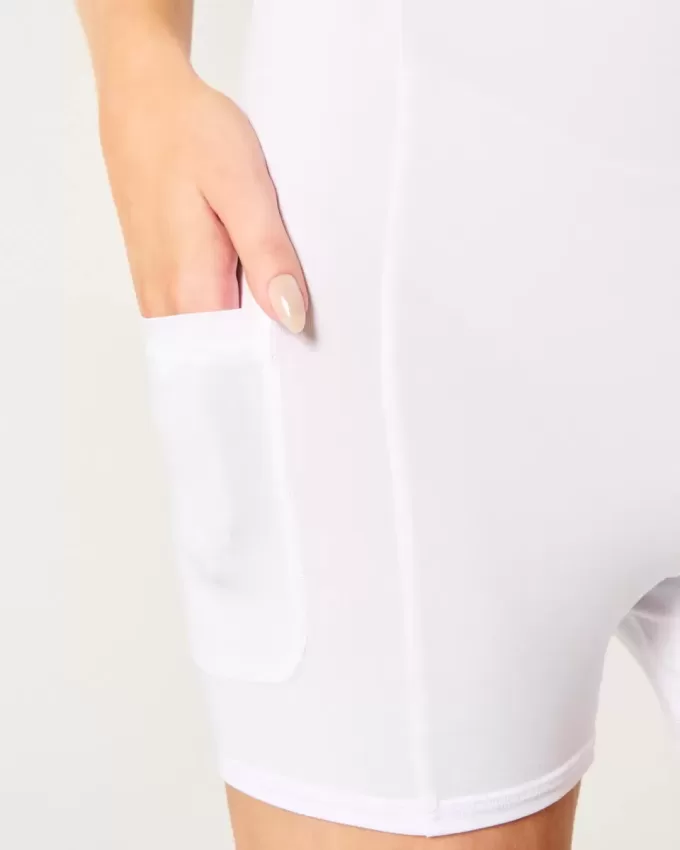 Gilly Hicks Active – Plissiertes Neckholder-Kleid Gilly Hicks Active – Plissiertes Neckholder-Kleid