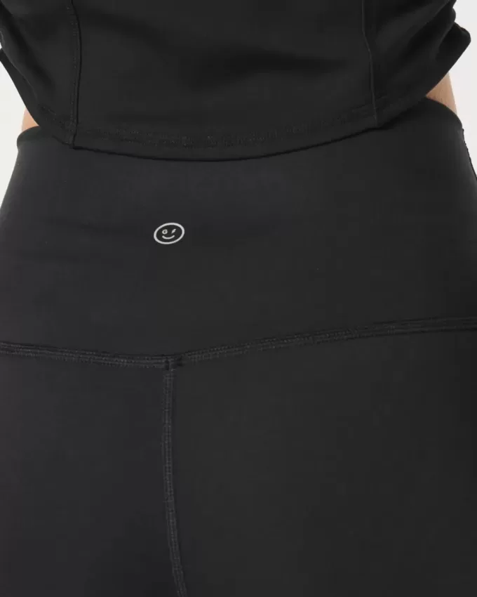 Gilly Hicks Active Recharge Capri-Leggings Gilly Hicks Active Recharge Capri-Leggings
