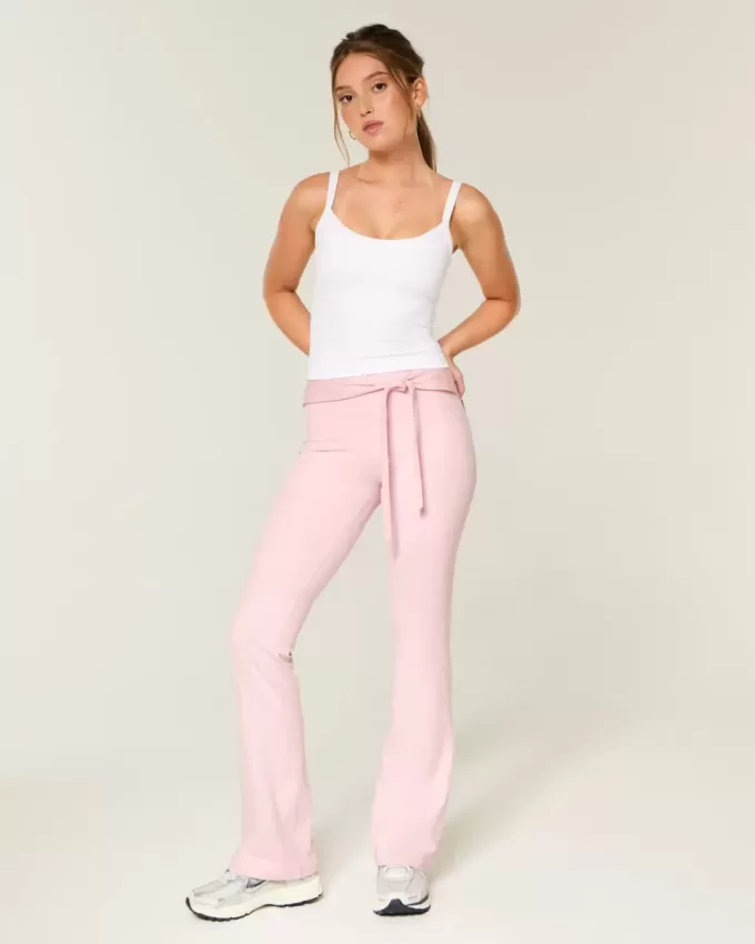 Gilly Hicks Active Recharge Stiefel-Leggings mit Bindegürtel Gilly Hicks Active Recharge Stiefel-Leggings mit Bindegürtel