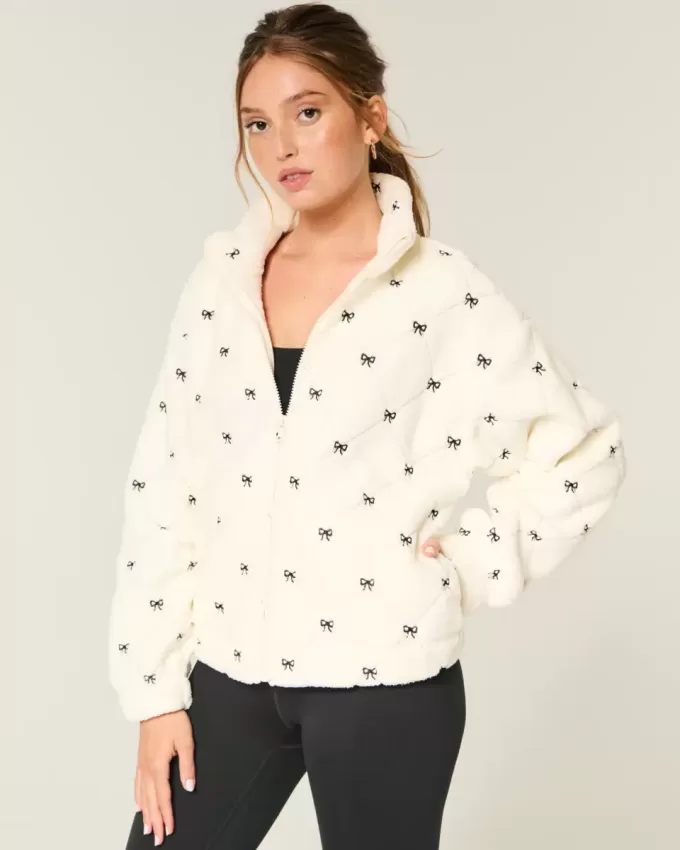 Gilly Hicks Sherpa-Oberteil mit besticktem Reißverschluss Gilly Hicks Sherpa-Oberteil mit besticktem Reißverschluss