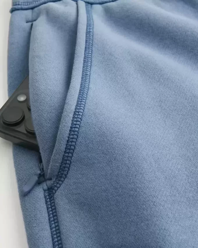 Große Jogginghose mit Naht Große Jogginghose mit Naht