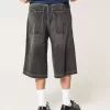 Halblange Skater-Baggy-Jeans in verwaschenem Schwarz Halblange Skater-Baggy-Jeans in verwaschenem Schwarz
