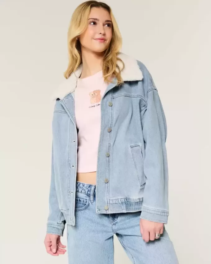 Hell gewaschene Jeansjacke Hell gewaschene Jeansjacke