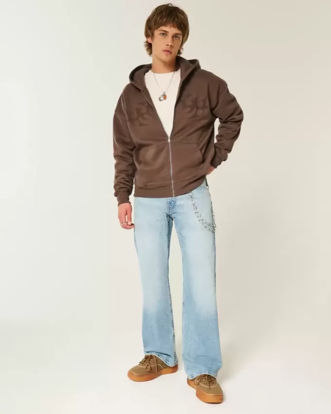 Hell gewaschene, legere Bootcut-Jeans Hell gewaschene, legere Bootcut-Jeans