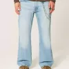Hell gewaschene, legere Bootcut-Jeans Hell gewaschene, legere Bootcut-Jeans