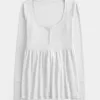 Henley-Babydoll-Oberteil mit Bindeband hinten Henley-Babydoll-Oberteil mit Bindeband hinten