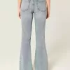 High-Rise-Flare-Jeans in mittlerer Waschung High-Rise-Flare-Jeans in mittlerer Waschung