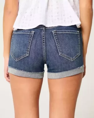 Hoch geschnittene, zerrissene Shortie-Shorts aus dunklem Denim