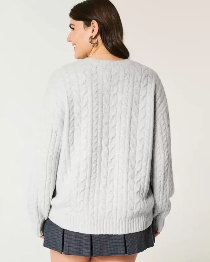Hollister – Bequemer Cloud-Pullover mit Rundhalsausschnitt und Zopfmuster Hollister – Bequemer Cloud-Pullover mit Rundhalsausschnitt und Zopfmuster