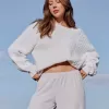 Hollister – Bequemer Cloud-Pullover mit Rundhalsausschnitt und Zopfmuster Hollister – Bequemer Cloud-Pullover mit Rundhalsausschnitt und Zopfmuster