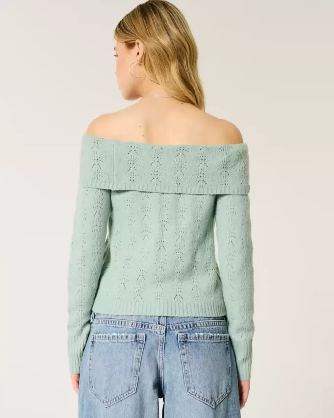 Hollister – Bequemer, schulterfreier Pullover mit Cloud-Stickerei Hollister – Bequemer, schulterfreier Pullover mit Cloud-Stickerei