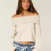Hollister – Bequemer, schulterfreier Pullover mit Umschlag in Cloud Hollister – Bequemer, schulterfreier Pullover mit Umschlag in Cloud