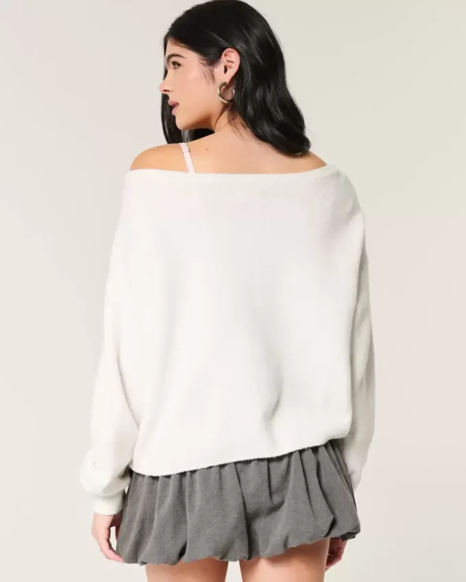 Hollister – Comfy Cloud – Bequemer, schulterfreier Pullover mit Hirschgrafik Hollister – Comfy Cloud – Bequemer, schulterfreier Pullover mit Hirschgrafik