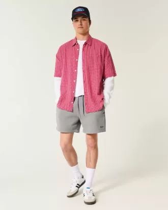 Hollister – Feel Good – Lockere Shorts aus Fleece bis zur Mitte des Oberschenkels