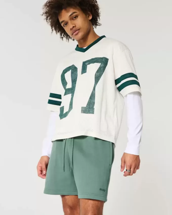Hollister – Feel Good – Lockere Shorts aus Fleece bis zur Mitte des Oberschenkels Hollister – Feel Good – Lockere Shorts aus Fleece bis zur Mitte des Oberschenkels