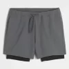 Hybrid-Aktivshorts bis zur Mitte des Oberschenkels Hybrid-Aktivshorts bis zur Mitte des Oberschenkels