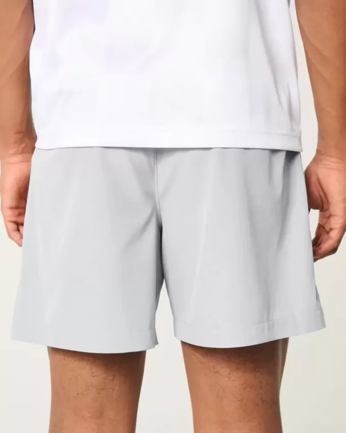 Hybrid-Aktivshorts bis zur Mitte des Oberschenkels Hybrid-Aktivshorts bis zur Mitte des Oberschenkels