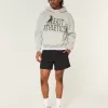 Hybrid-Aktivshorts bis zur Mitte des Oberschenkels Hybrid-Aktivshorts bis zur Mitte des Oberschenkels