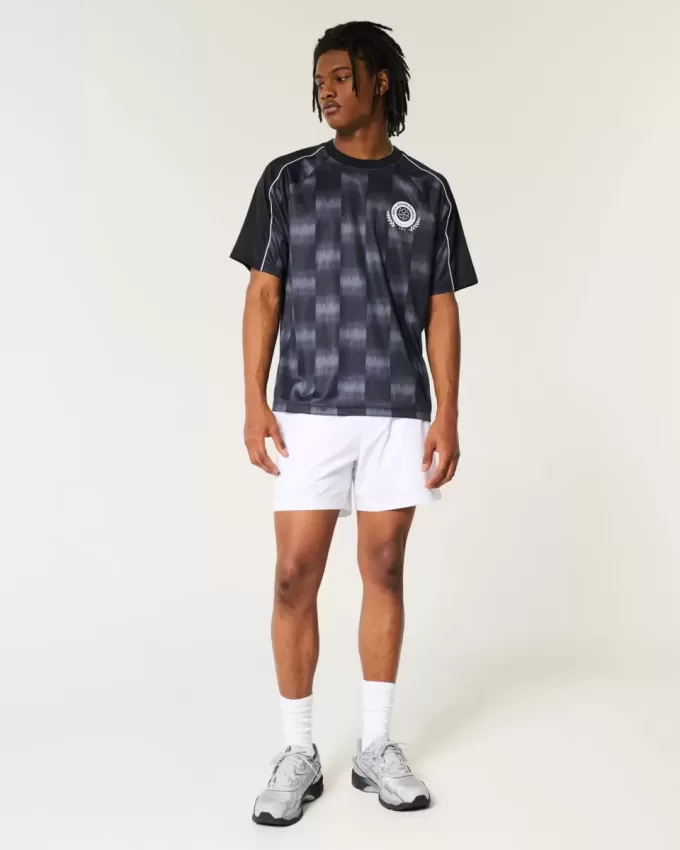 Hybrid-Aktivshorts bis zur Mitte des Oberschenkels Hybrid-Aktivshorts bis zur Mitte des Oberschenkels