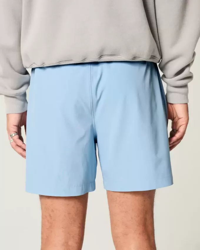 Hybrid-Aktivshorts bis zur Mitte des Oberschenkels Hybrid-Aktivshorts bis zur Mitte des Oberschenkels