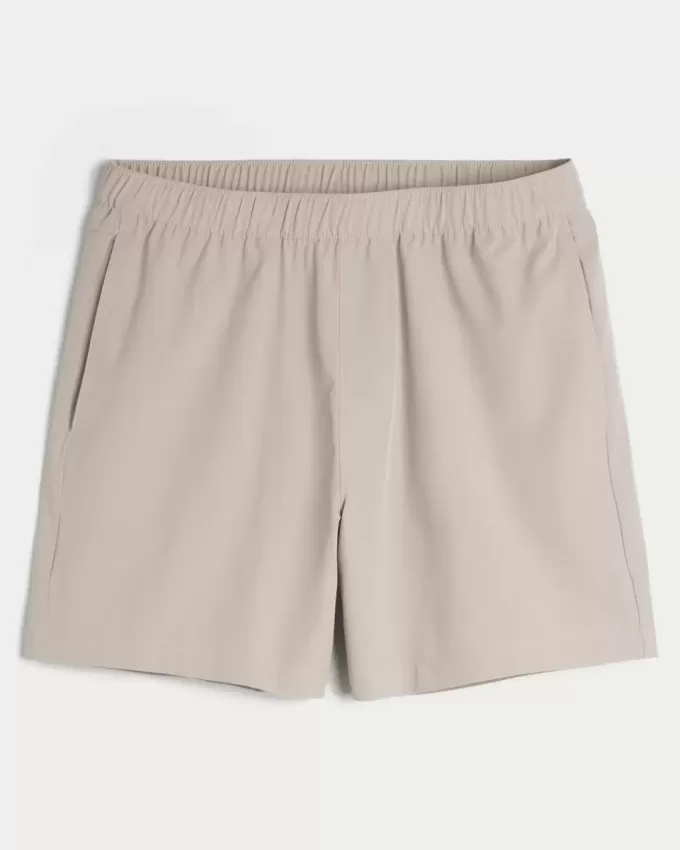 Hybrid-Aktivshorts bis zur Mitte des Oberschenkels Hybrid-Aktivshorts bis zur Mitte des Oberschenkels