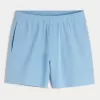 Hybrid-Aktivshorts bis zur Mitte des Oberschenkels Hybrid-Aktivshorts bis zur Mitte des Oberschenkels