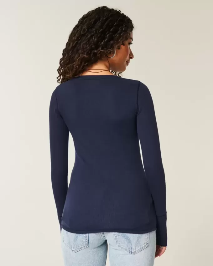 Icon Henley