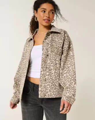 Jeansjacke mit Leopardenmuster