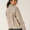 Jeansjacke mit Leopardenmuster Jeansjacke mit Leopardenmuster
