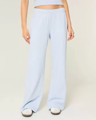 Jogginghose mit weitem Bein