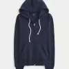 Kapuzenjacke mit Reißverschluss Kapuzenjacke mit Reißverschluss