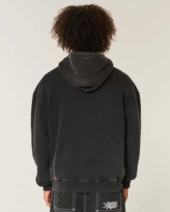 Kapuzenpullover mit kastiger Grafik und Stickerei Kapuzenpullover mit kastiger Grafik und Stickerei