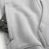 Kapuzenpullover mit kastiger Naht Kapuzenpullover mit kastiger Naht