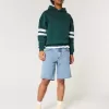 Kastenförmiger Kapuzenpullover Kastenförmiger Kapuzenpullover