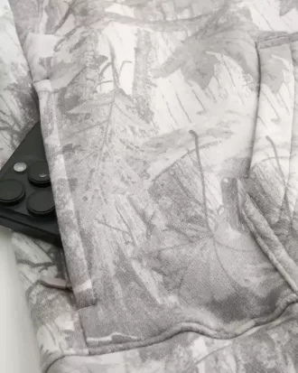 Kastenförmiger Kapuzenpullover mit Camouflage-Muster