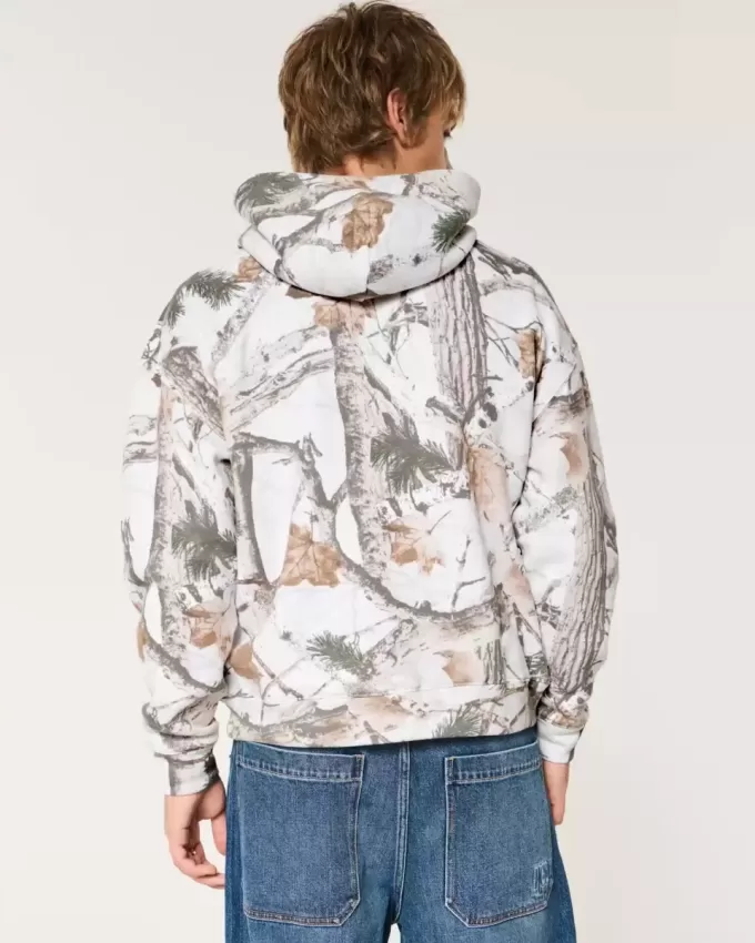 Kastenförmiger Kapuzenpullover mit Camouflage-Muster Kastenförmiger Kapuzenpullover mit Camouflage-Muster