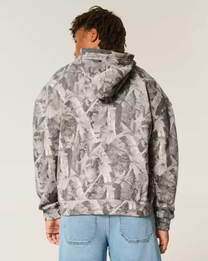 Kastenförmiger Kapuzenpullover mit Camouflage-Muster und Reißverschluss Kastenförmiger Kapuzenpullover mit Camouflage-Muster und Reißverschluss
