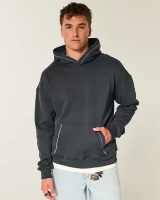Kastenförmiger Kapuzenpullover mit Kontraststichen