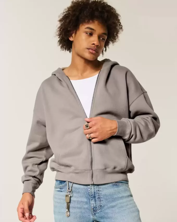 Kastenförmiger Kapuzenpullover mit Reißverschluss Kastenförmiger Kapuzenpullover mit Reißverschluss