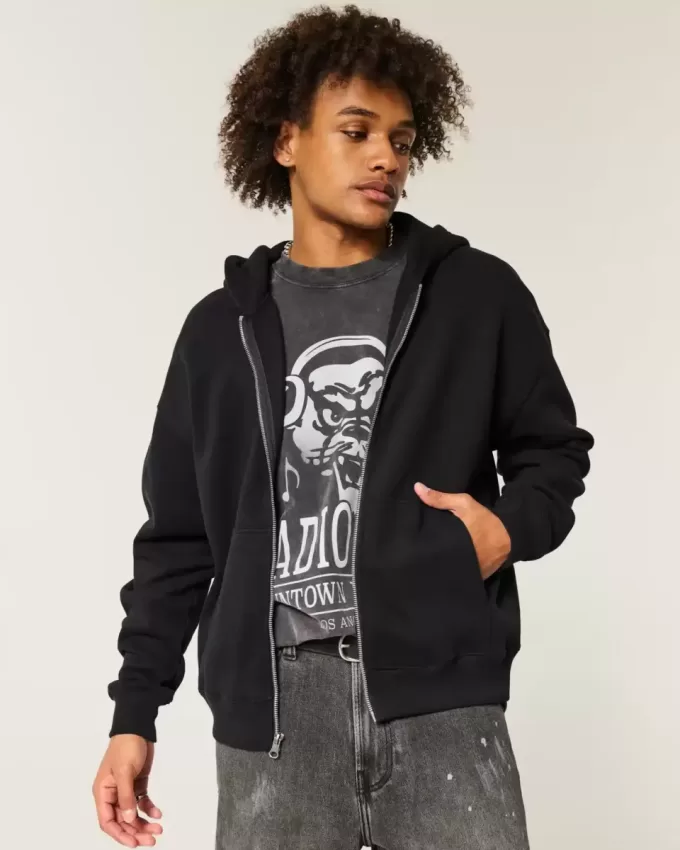 Kastenförmiger Kapuzenpullover mit Reißverschluss Kastenförmiger Kapuzenpullover mit Reißverschluss