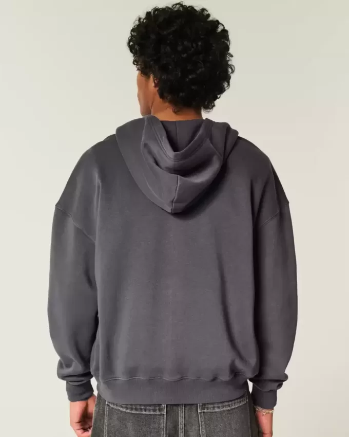 Kastenförmiger Kapuzenpullover mit Reißverschluss Kastenförmiger Kapuzenpullover mit Reißverschluss