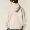 Kastenförmiger Kapuzenpullover mit Reißverschluss Kastenförmiger Kapuzenpullover mit Reißverschluss
