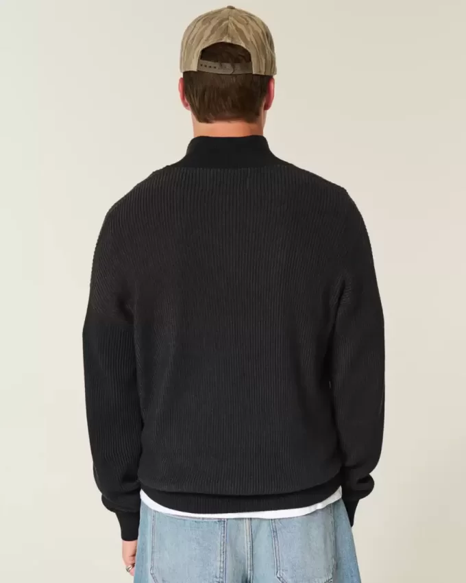 Kastenförmiger Pullover mit Viertelreißverschluss Kastenförmiger Pullover mit Viertelreißverschluss
