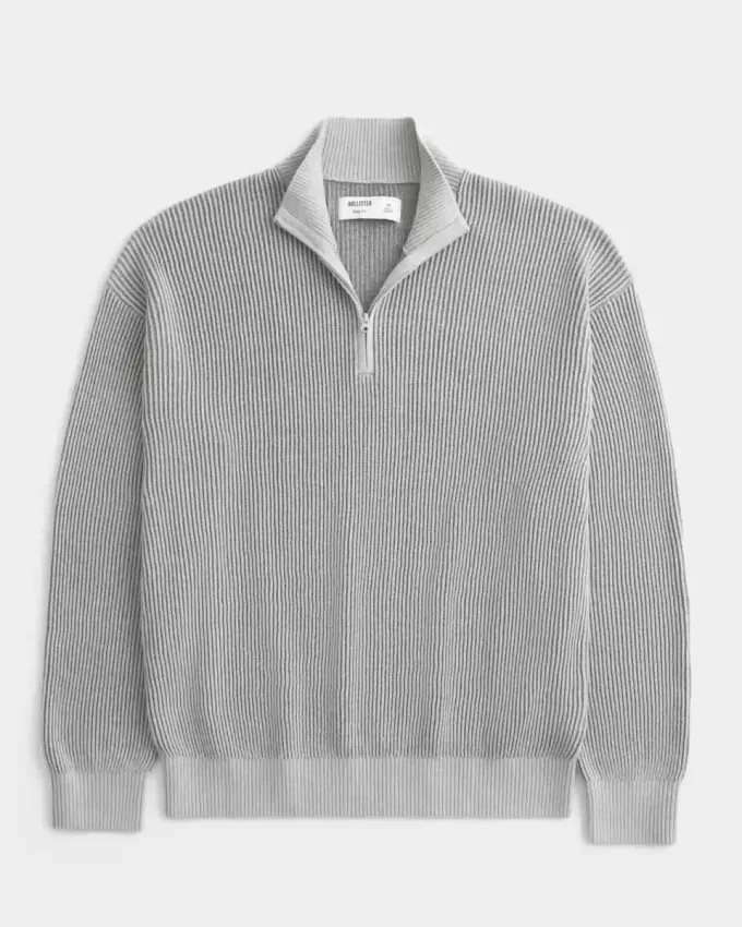 Kastenförmiger Pullover mit Viertelreißverschluss Kastenförmiger Pullover mit Viertelreißverschluss