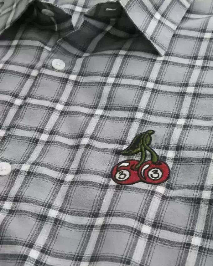 Kastenförmiges Kurzarmhemd mit Kirschgrafik Kastenförmiges Kurzarmhemd mit Kirschgrafik