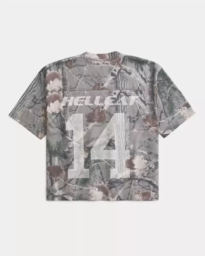 Kastenförmiges, kurzes Camo Dodge-Grafiktrikot Kastenförmiges, kurzes Camo Dodge-Grafiktrikot