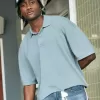 Kastenförmiges, kurzes Poloshirt