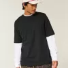 Kastenförmiges Rundhals-T-Shirt aus schwerer Baumwolle Kastenförmiges Rundhals-T-Shirt aus schwerer Baumwolle