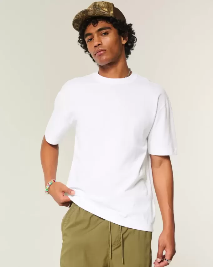 Kastenförmiges Rundhals-T-Shirt aus schwerer Baumwolle Kastenförmiges Rundhals-T-Shirt aus schwerer Baumwolle
