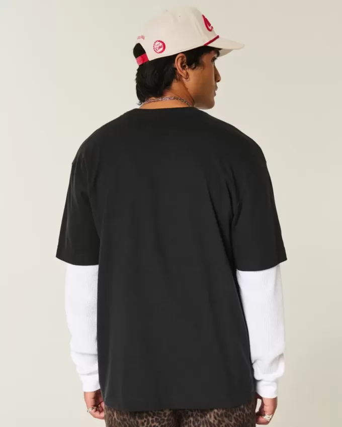 Kastenförmiges Rundhals-T-Shirt aus schwerer Baumwolle Kastenförmiges Rundhals-T-Shirt aus schwerer Baumwolle